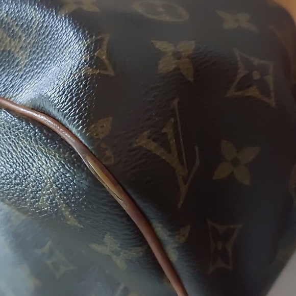 Louis Vuitton purse - Picture 6 of 7